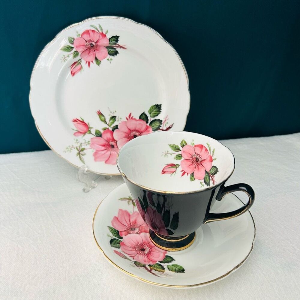 Vintage Old Royal England Pink Rose Porcelain Tea Cup Saucer Cake Plate Set